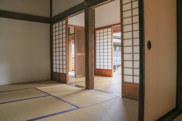 Japanese Minimal